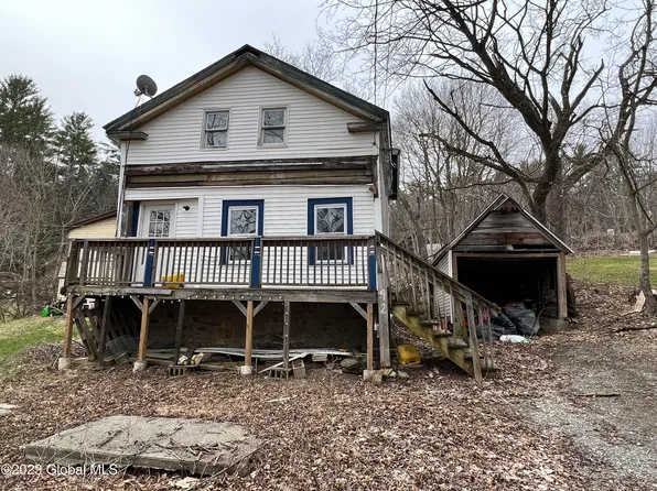 92 Saunders Street, Whitehall, NY 12887