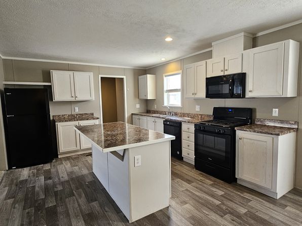 299 Tamarack