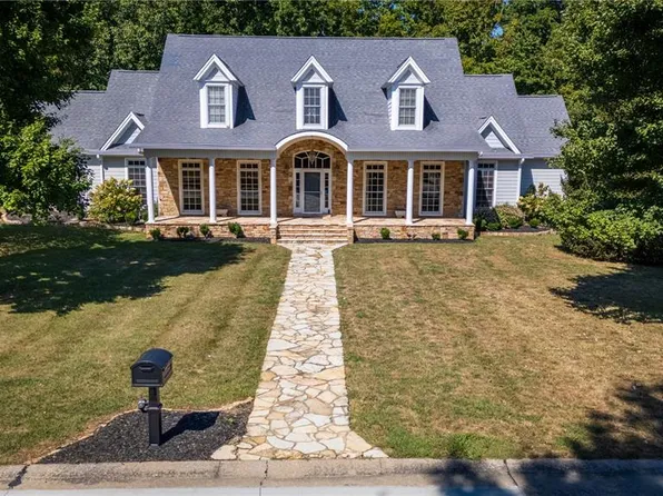 509 Summit Ct, Jackson, MO 63755