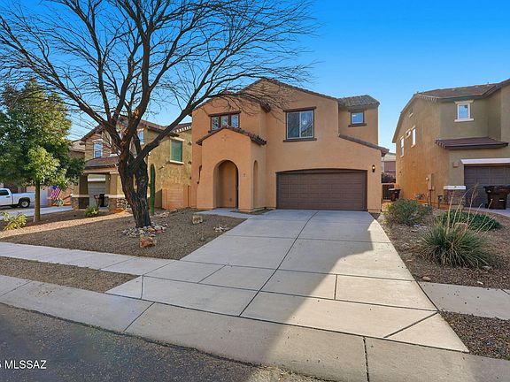 2nd image of 207 W Calle Matraca