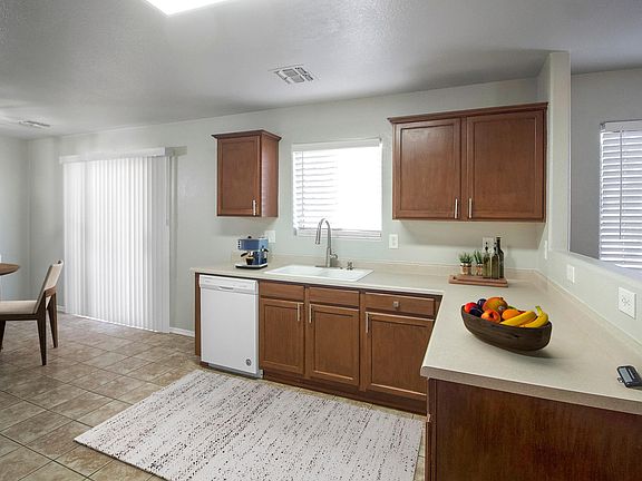 4th image of 5754 N 73rd Dr
