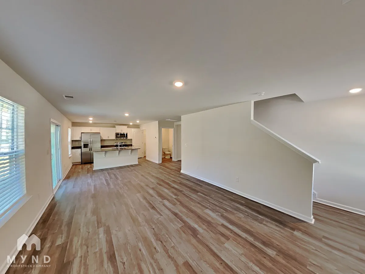 Building Photo - 2331 Meadow Stream Dr