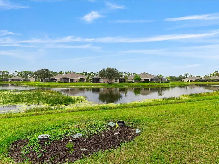 3533 Lakewood Blvd — Photo 39