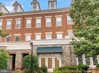2005 Idlewild Blvd, Fredericksburg, VA 22401