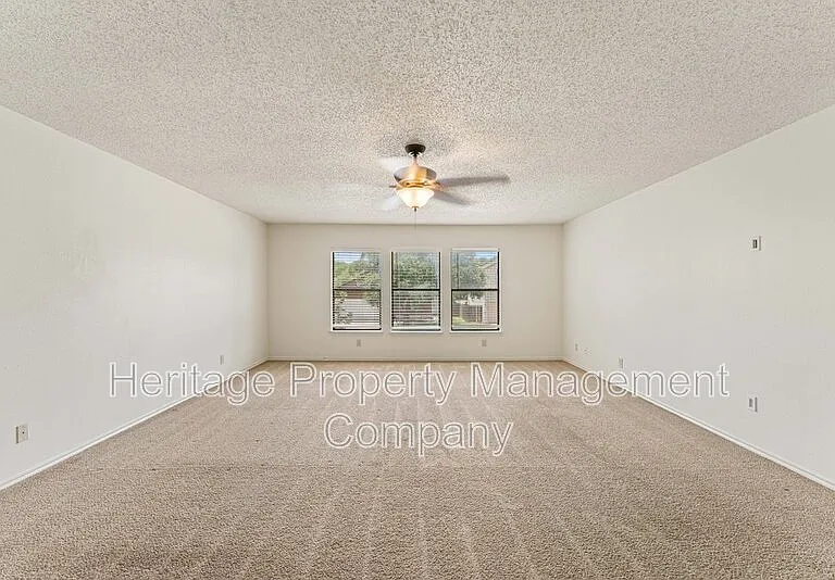 8038 Cantura Mls — Photo 16
