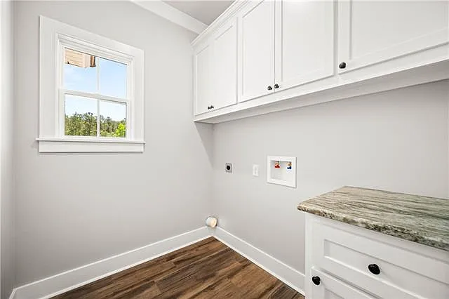 537 Feliciana Dr — Photo 20
