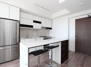 4065 Confederation Pkwy #3809, Mississauga, ON L5B 0G4