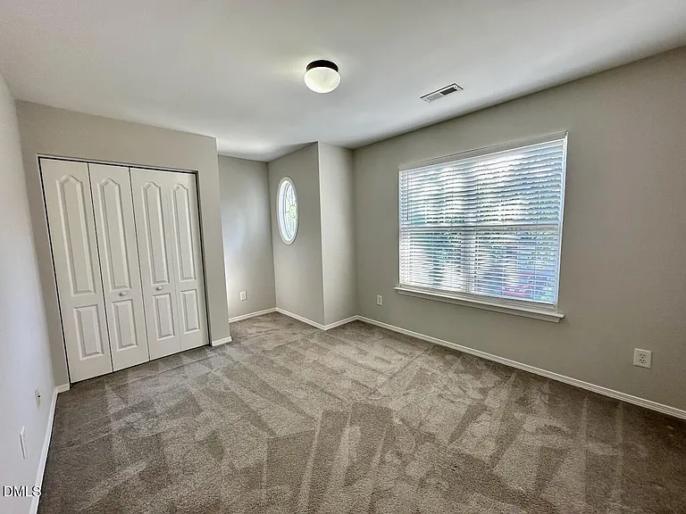 8208 Stone Cellar Dr — Photo 25