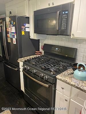 2nd image of 721 Albert Avenue
