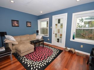 1221 Crease St, Philadelphia, PA 19125