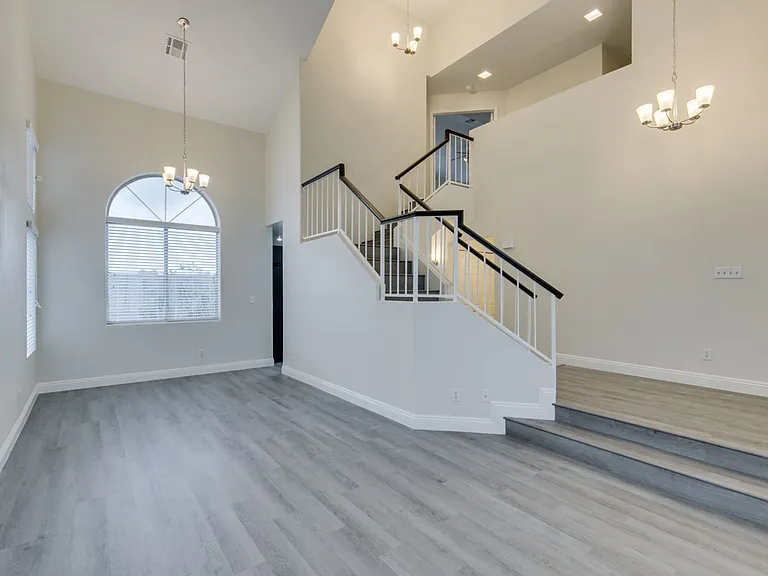 1738 Toltec Cir — Photo 8