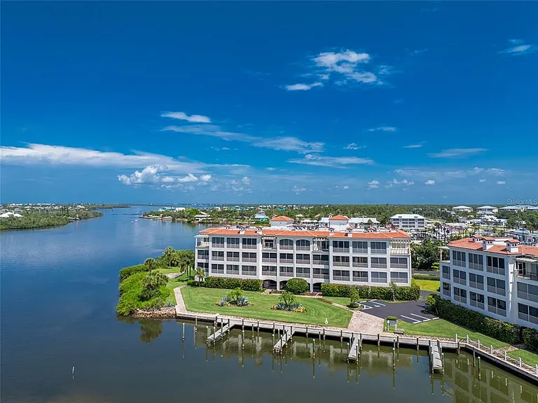 11100 Hacienda Del Mar Blvd #G-202 — Photo 57