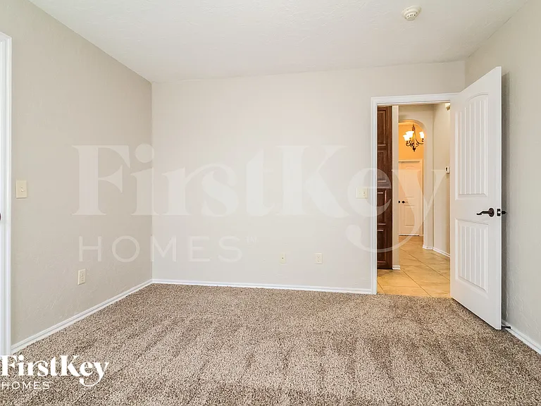 17205 Serrano Dr — Photo 15