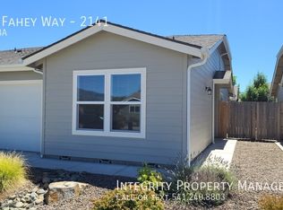 2141 Fahey Way #2141, Grants Pass, OR 97527