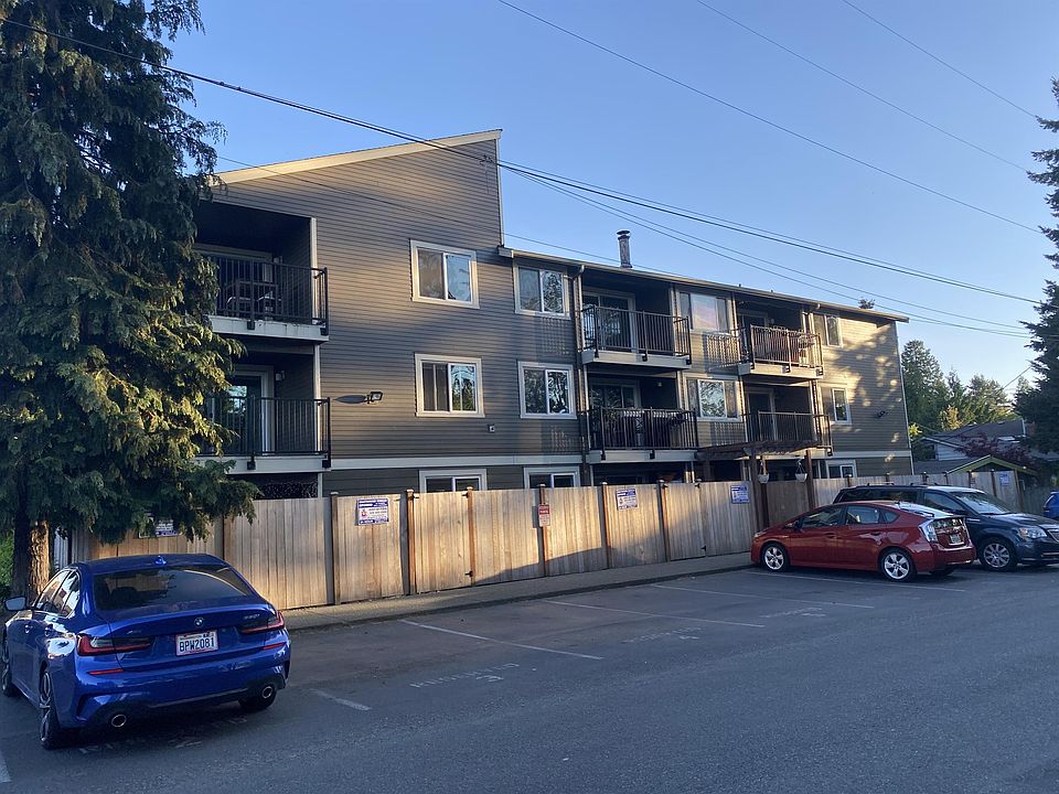 1st image of 939 N 101st St Unit 305