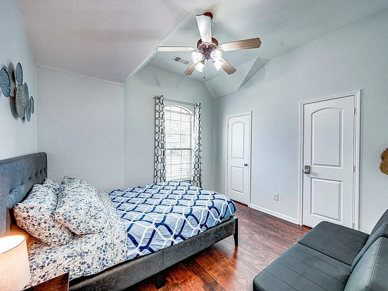 1700 Sparrow Ln — Photo 7