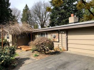 10238 NE 112th St, Kirkland, WA 98033