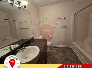 205 Foxwood Dr, Goldsboro, NC 27530