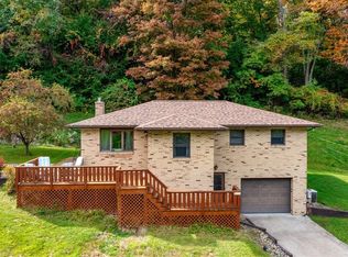 114 Lilac Ln, Valencia, PA 16059