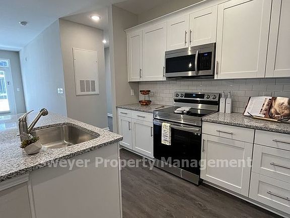 3rd image of 5614 Lucas Ct #102