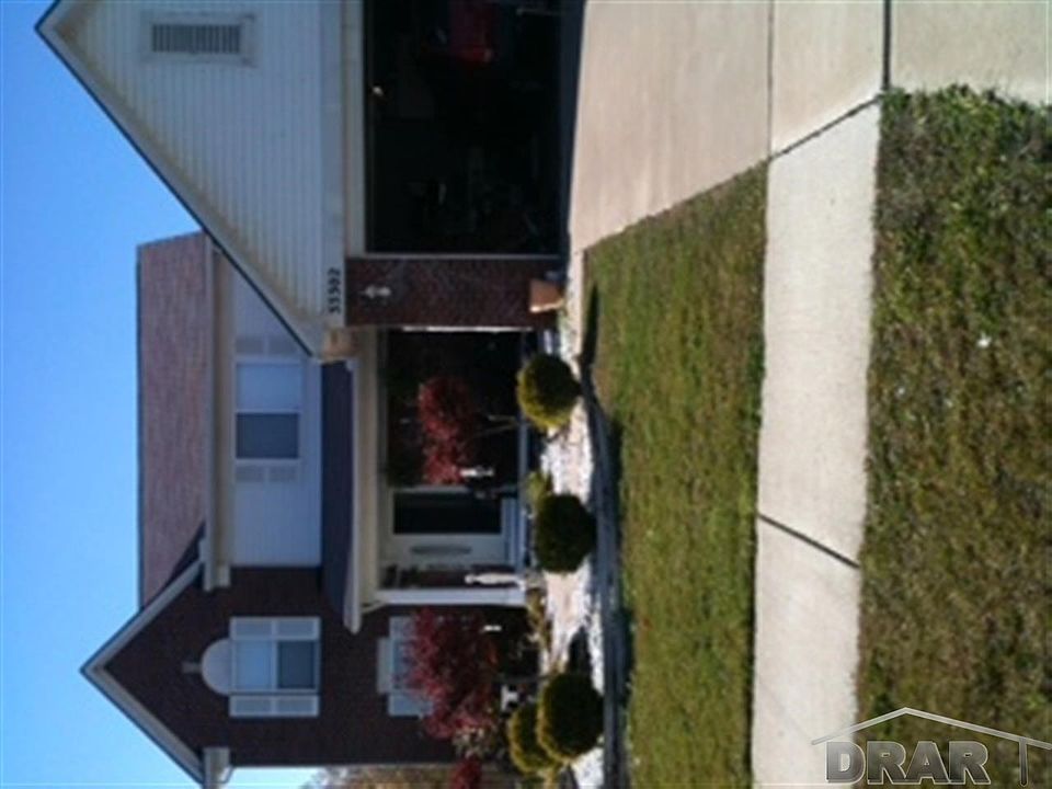 1st image of 33302 Anastasia St