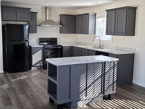 3rd image of 8121 Lillian Hwy #6