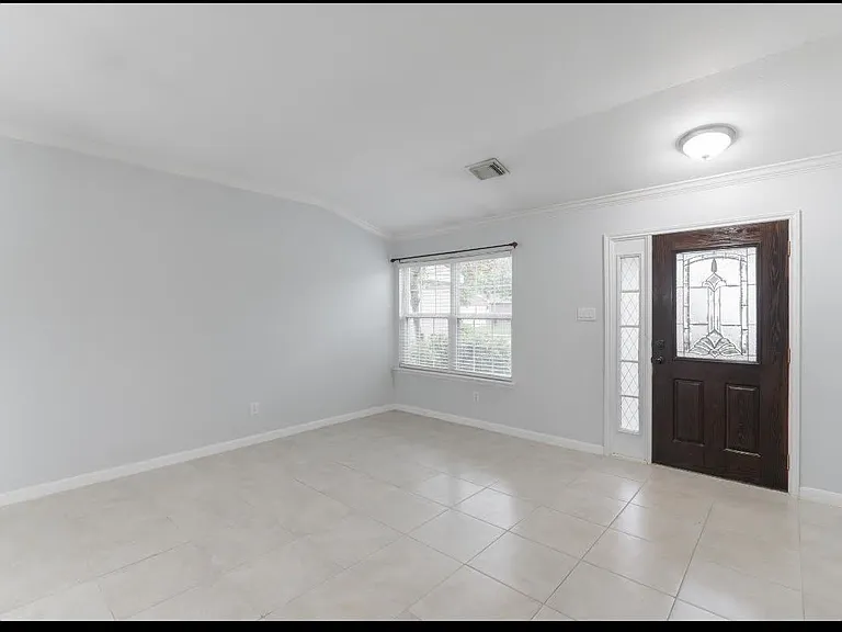 3223 Legends Creek Dr — Photo 7