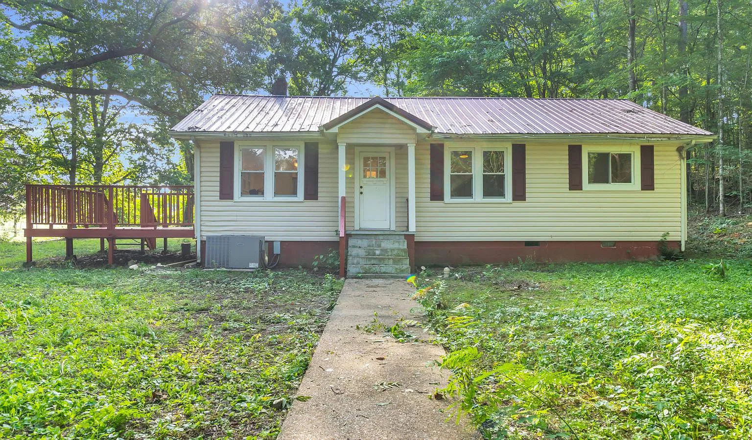 3 bed, 1150 sqft, $1,650 — Photo 1