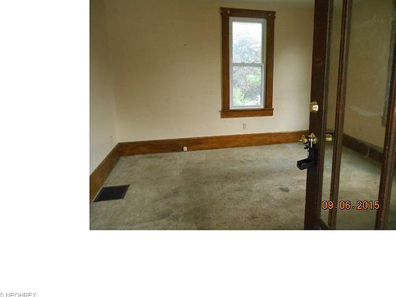 4th image of 262 22nd St NW