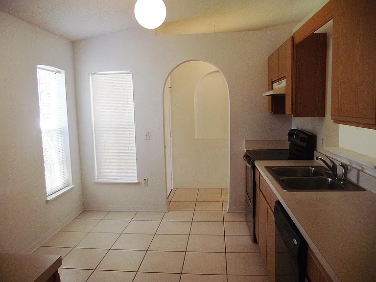 258 N Walleye Dr — Photo 3