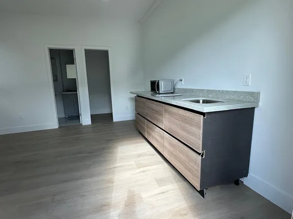 3550 NW 19th Ter #1, Miami, FL 33125