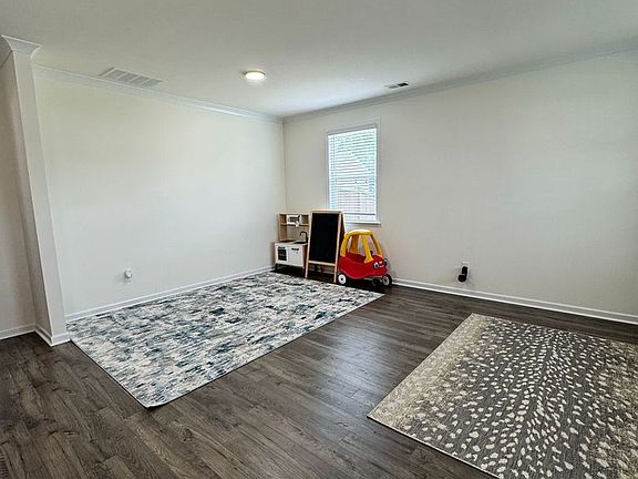 4th image of 3339 English Elm Way