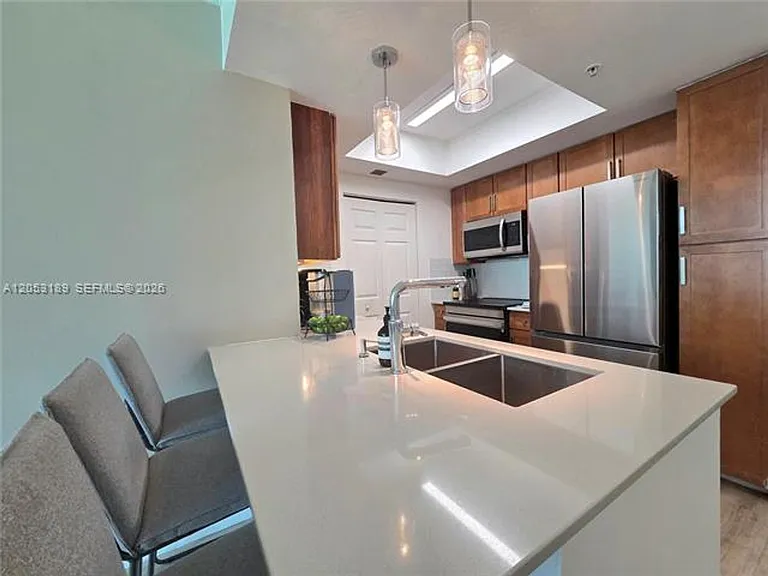 2000 N Bayshore Dr #CU-507 — Photo 7