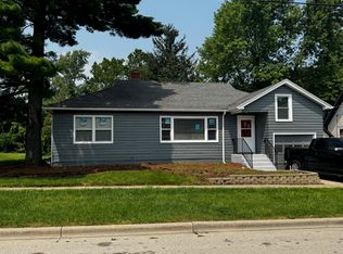 708 Orange St, Elgin, IL 60123
