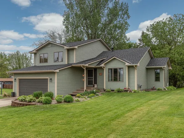 214 6th St NE, Byron, MN 55920