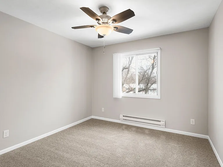 Hearthwood Apartments — Photo 18