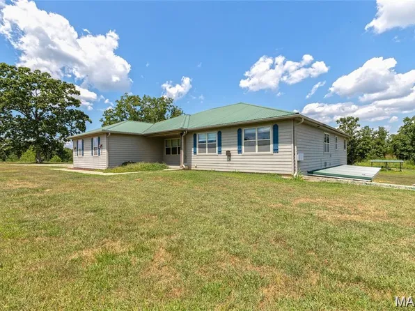 26469 Roam Dr, Waynesville, MO 65583