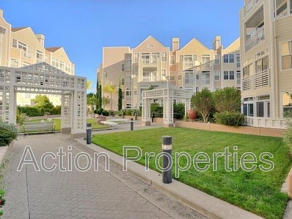 3rd image of 550 Ortega Ave APT A202