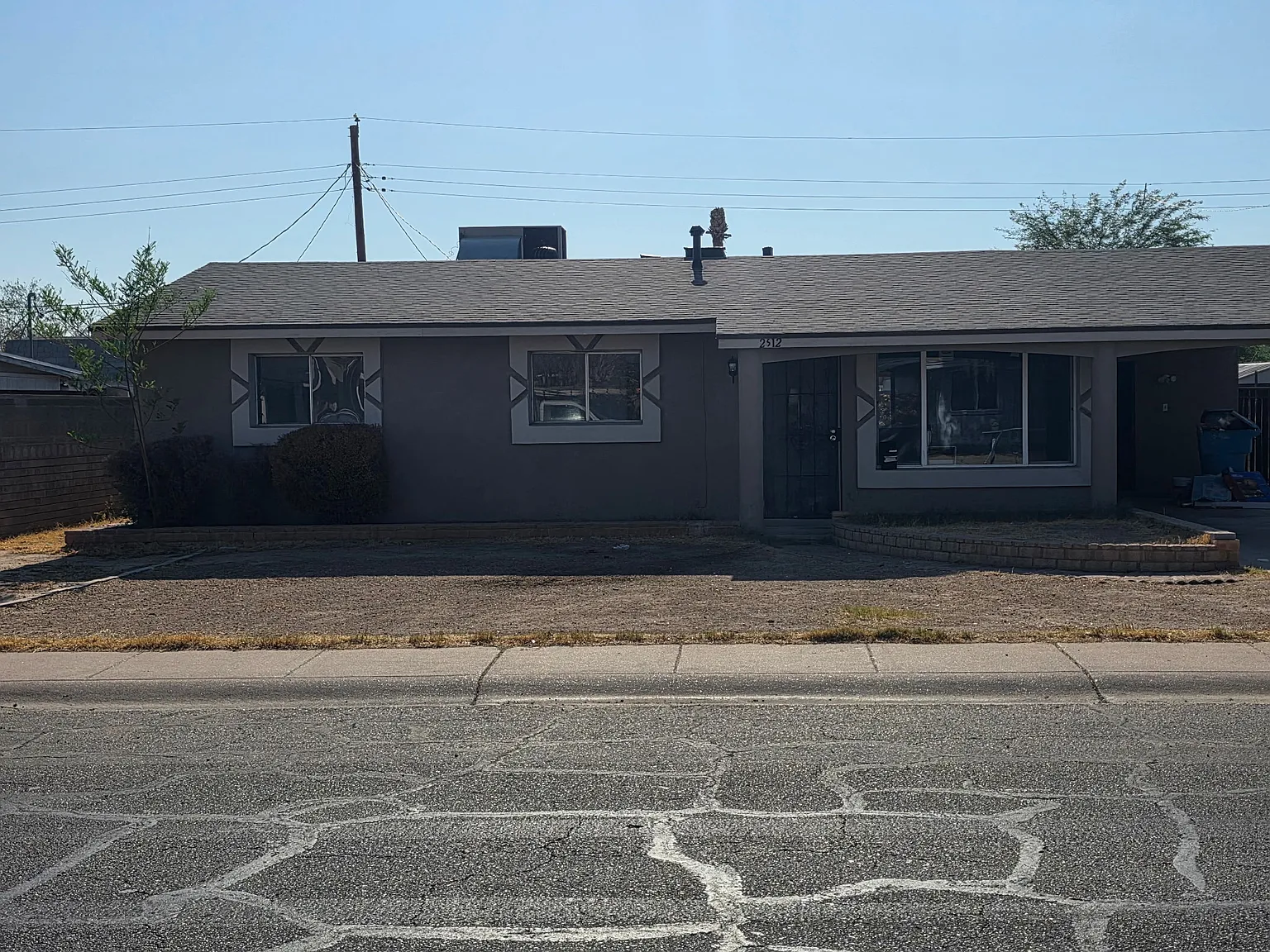 3 bed, 1377 sqft, $1,595 — Photo 2