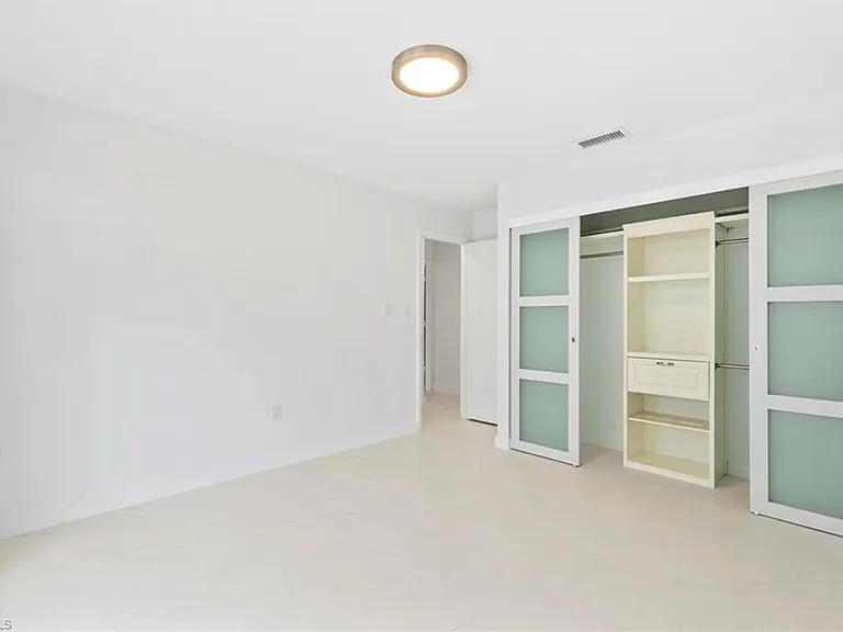 879 Meadowland Dr #C — Photo 23