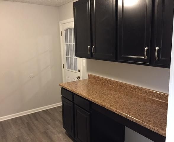 1st image of 4616 Meadow Ln