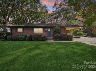 302 Dakota St, Charlotte, NC 28216