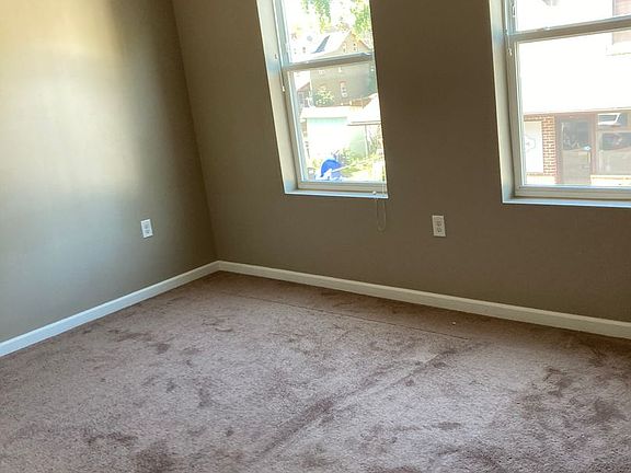 5th image of 1325 Chelsea Ave APT 205