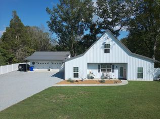 200 N Parkway St, Dresden, TN 38225