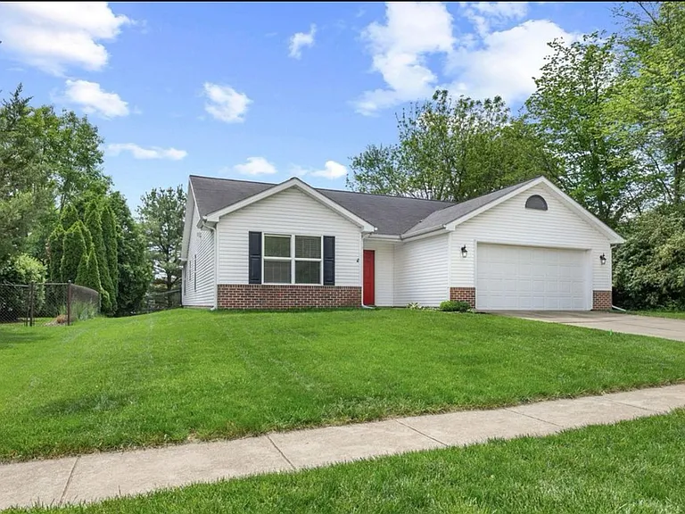 2831 Grackle Ln — Photo 2