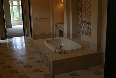 5th image of 2879 Belclaire Dr #1