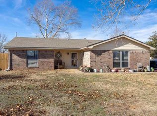 117 Seminole Dr, Comanche, OK 73529