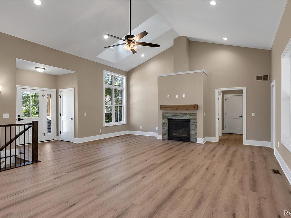 7877 Donegal Ct, photo 5