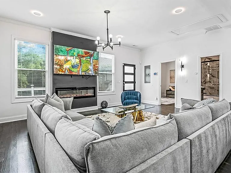 620 Echo St NW — Photo 31