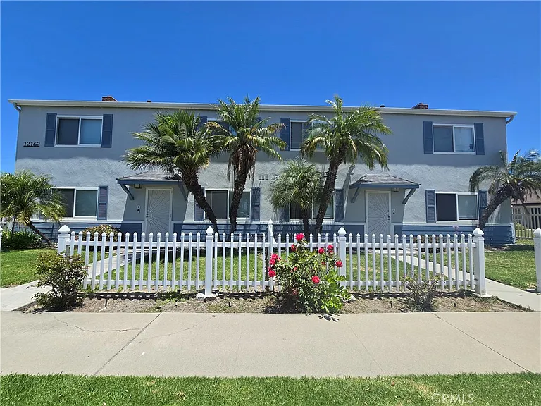 12162 Bailey St — Photo 1